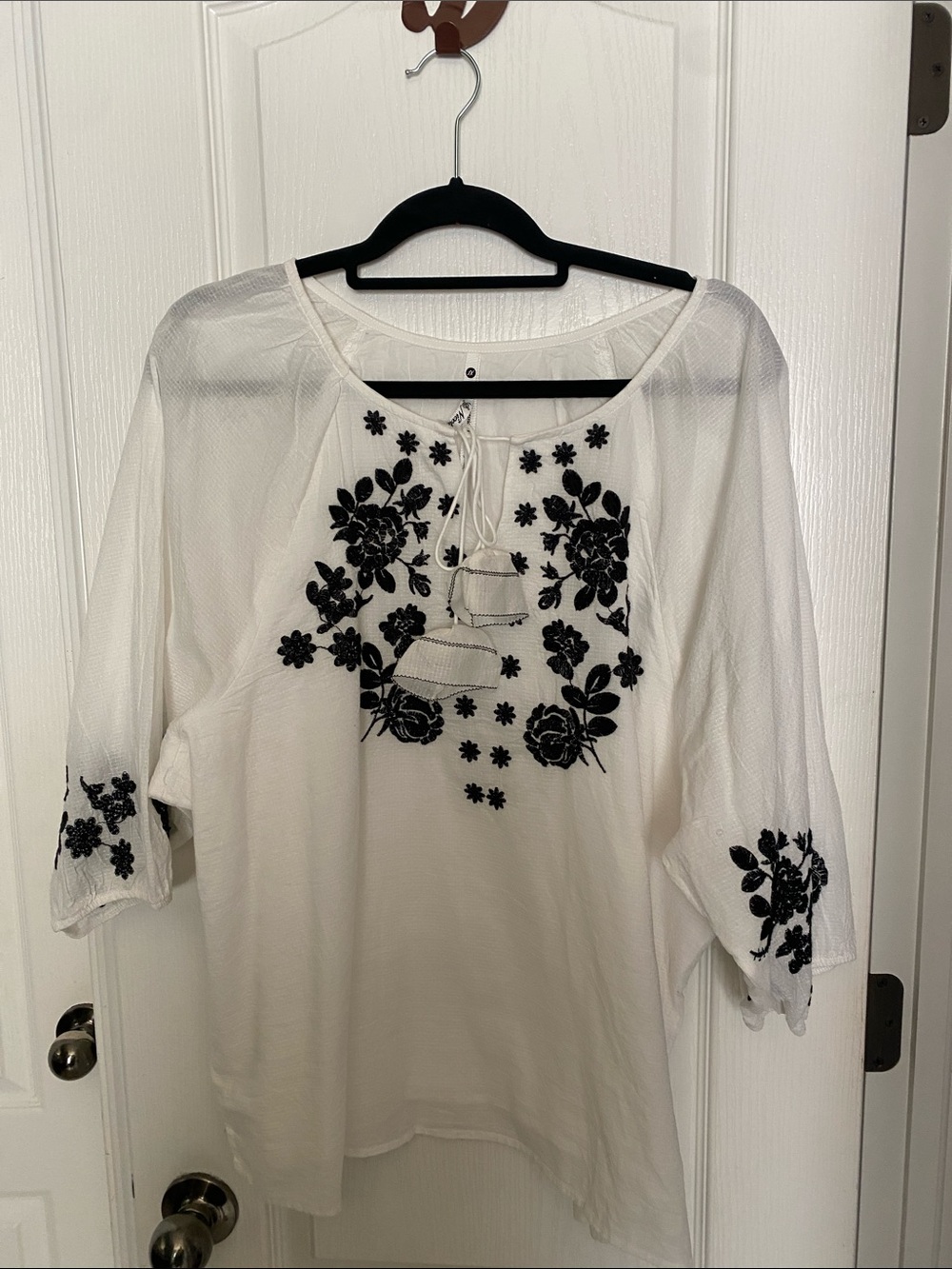 Leo & Nicole White Peasant Blouse with Black Floral Embroidery